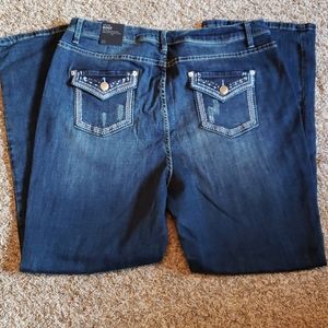 NWT Lane Bryant mid rise boot cut jeans